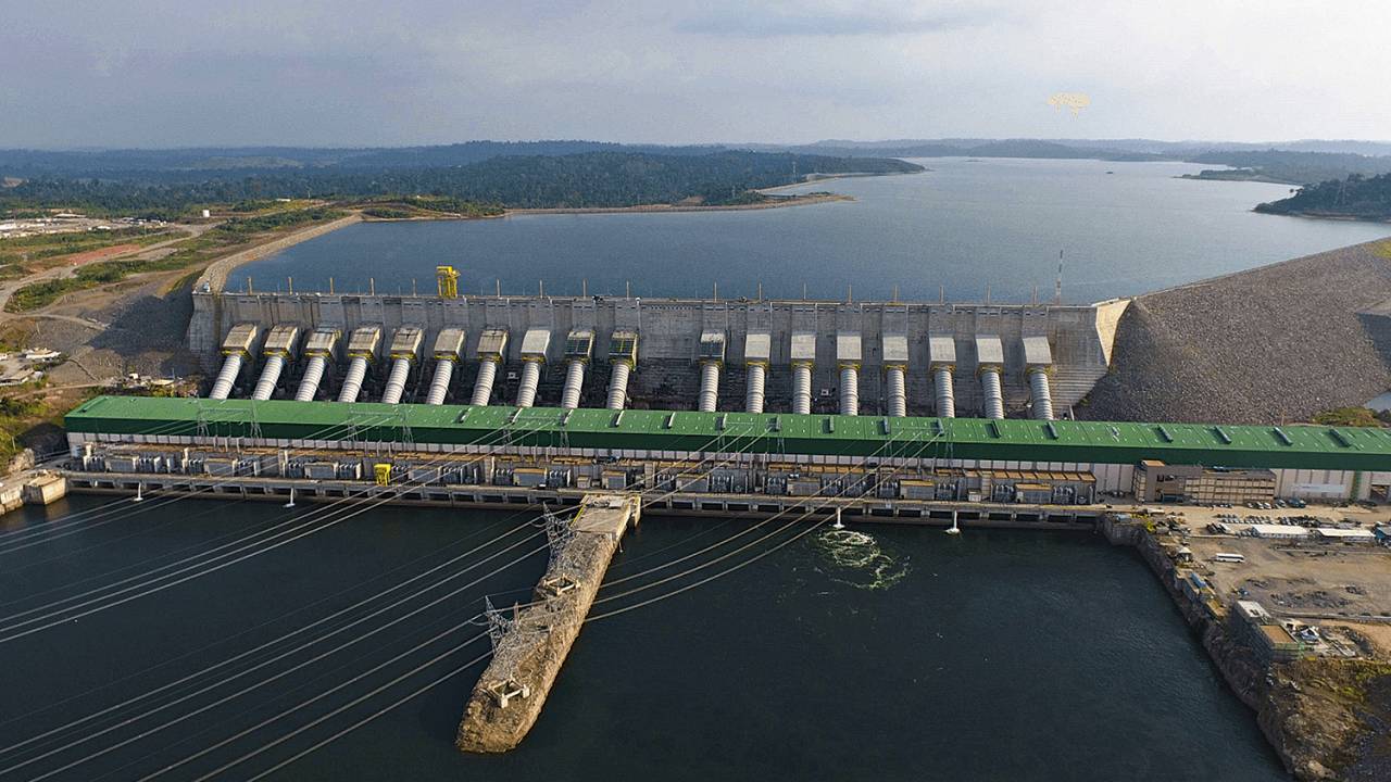 GIGANTE - A usina: energia para abastecer 60 milhões de moradias