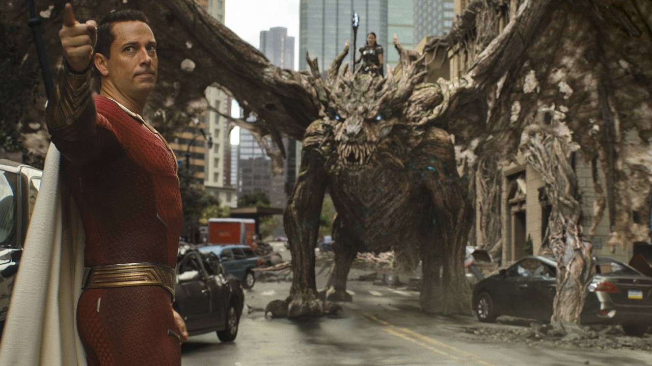 MAGIA INFANTIL - Zachary Levi como Shazam: o divertido herói com alma de criança está de volta
