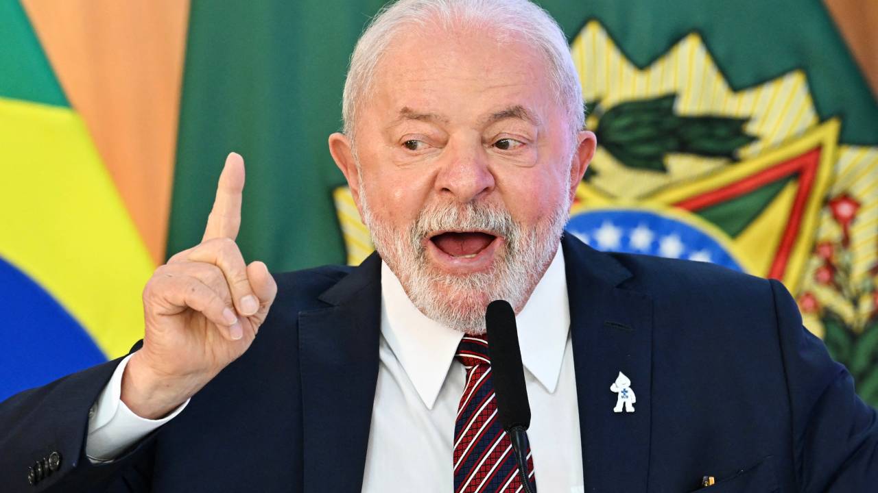 Brazilian President Luiz Inacio Lula da Silva speaks during a ministerial meeting to celebrate the first 100 days of his government at the Planalto Palace in Brasilia on April 10, 2023. (Photo by EVARISTO SA / AFP)