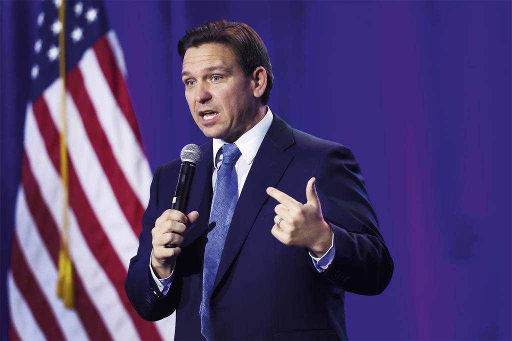 GettyImages-1472685421.jpg RADICAL - DeSantis: agenda eleitoreira com “limpeza cultural”