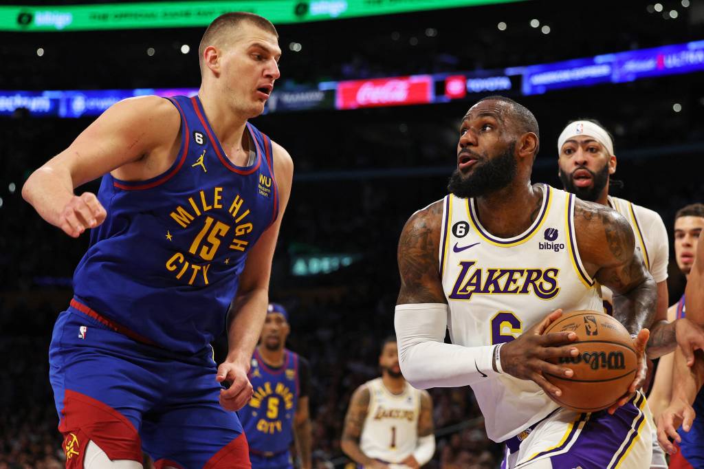 Jokic domina, Nuggets varrem Lakers e estão na final da NBA pela 1ª vez