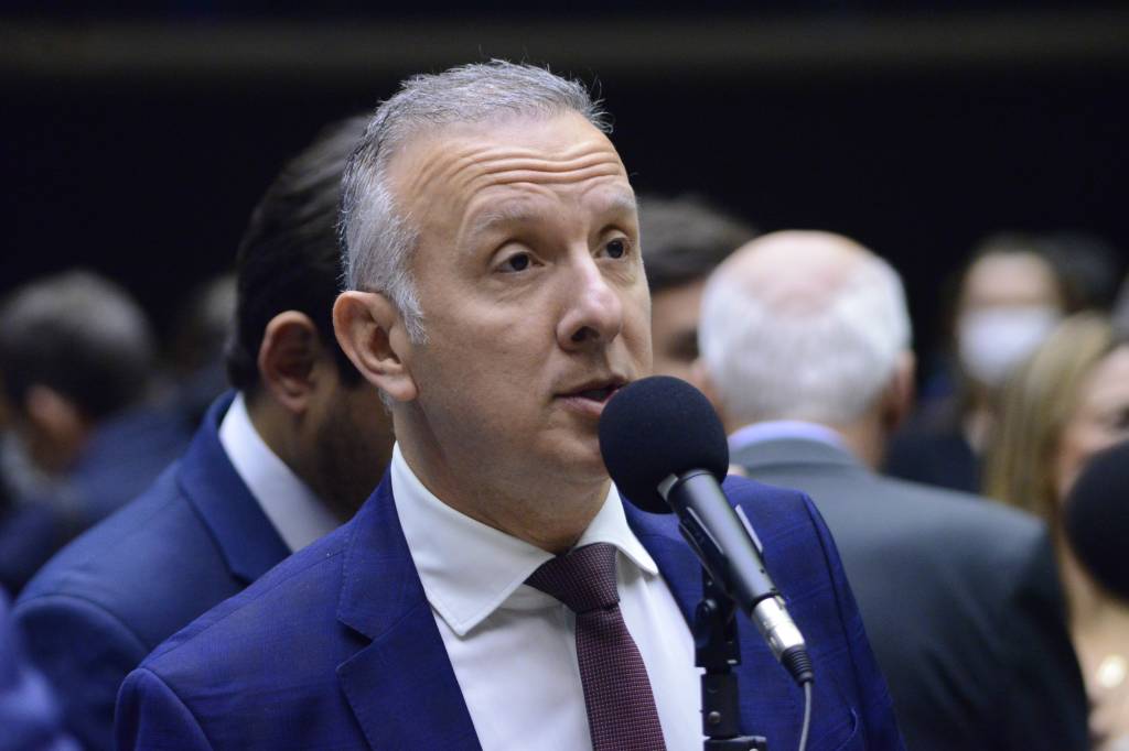 Como polêmicas do Congresso podem abrir caminho para regulamentação da IA