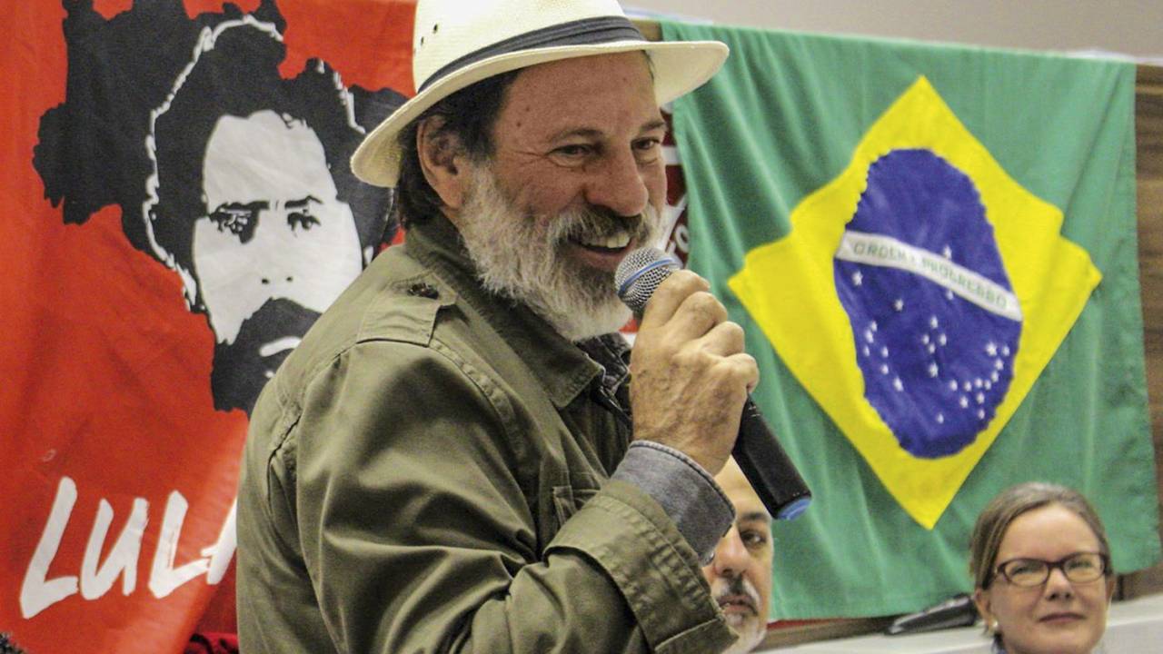 OS DELÍRIOS DE DELÚBIO - Soares: “mentiras” produzidas pela “mídia golpista” com o “apoio de setores reacionários”