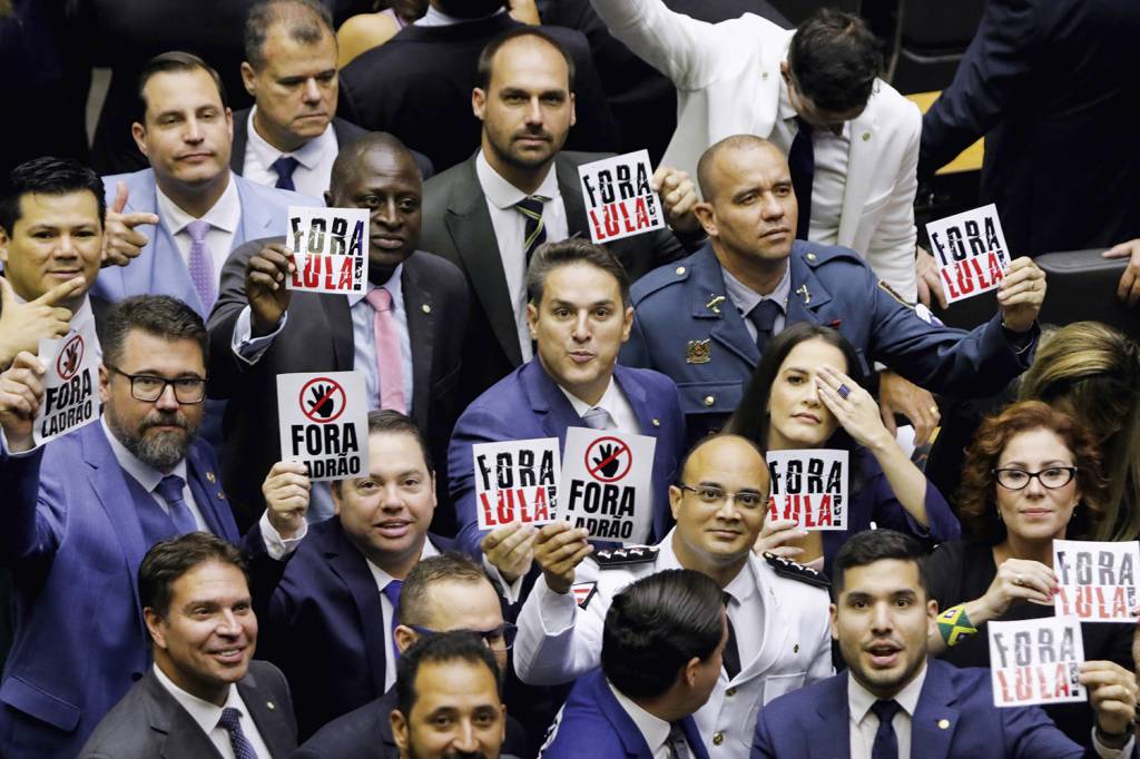 EDUARDO-BOLSONARO-OPOSICAO-CAMARA-DEPUTADOS-2023-09.jpg OPORTUNIDADE - Oposição: a maioria mostra boa disposição para aprovar propostas de modernização do Estado
