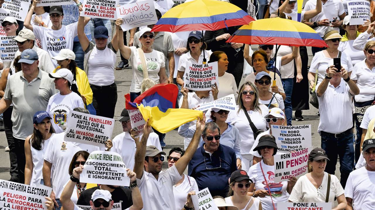 PROTESTO - Marcha da oposição: está duro destravar a agenda