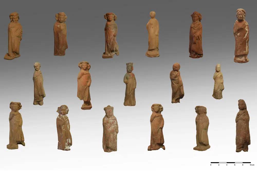 Arqueólogos encontram milhares de oferendas para deusas gregas