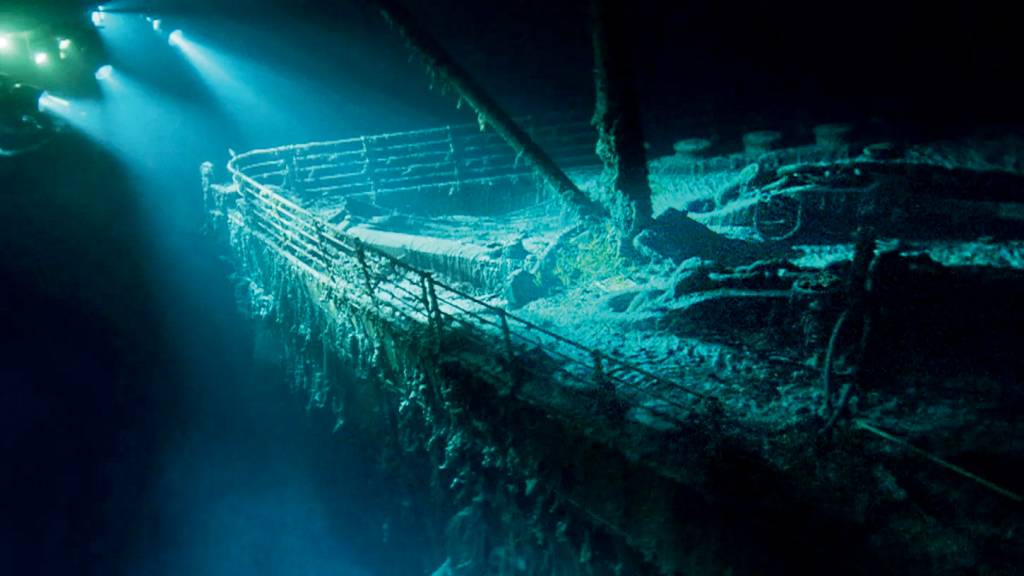 2 DUPLA TITANIC – JAMES CAMERON 2001.jpg TRAGÉDIA - Os destroços do lendário Titanic: ícone de fascínio permanente
