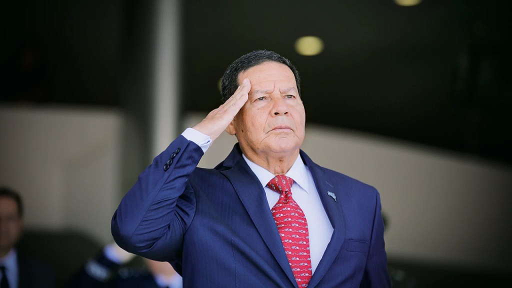 A esperança de Mourão no julgamento de Bolsonaro no STF