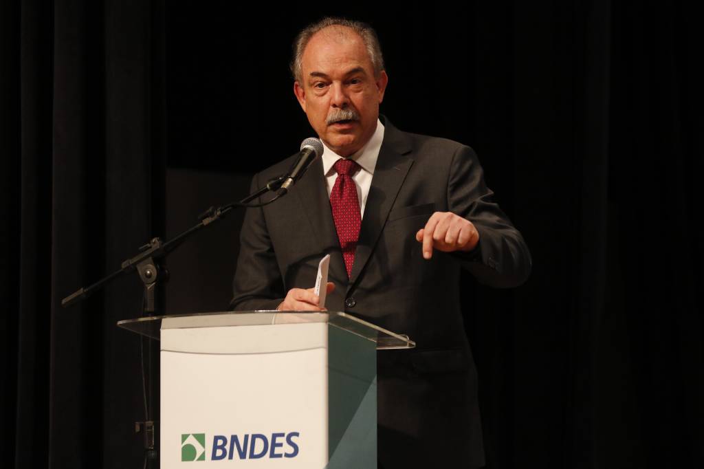 BNDES aprova R$ 220 mi para fábrica que produz remédio para câncer e diabetes