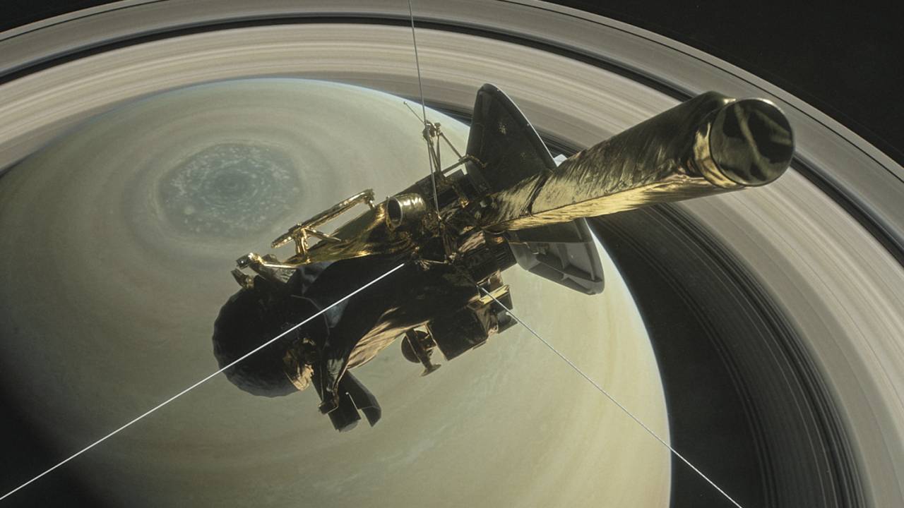 TEMPO - Sonda Cassini: materiais colhidos em 2008 só agora entregaram dados