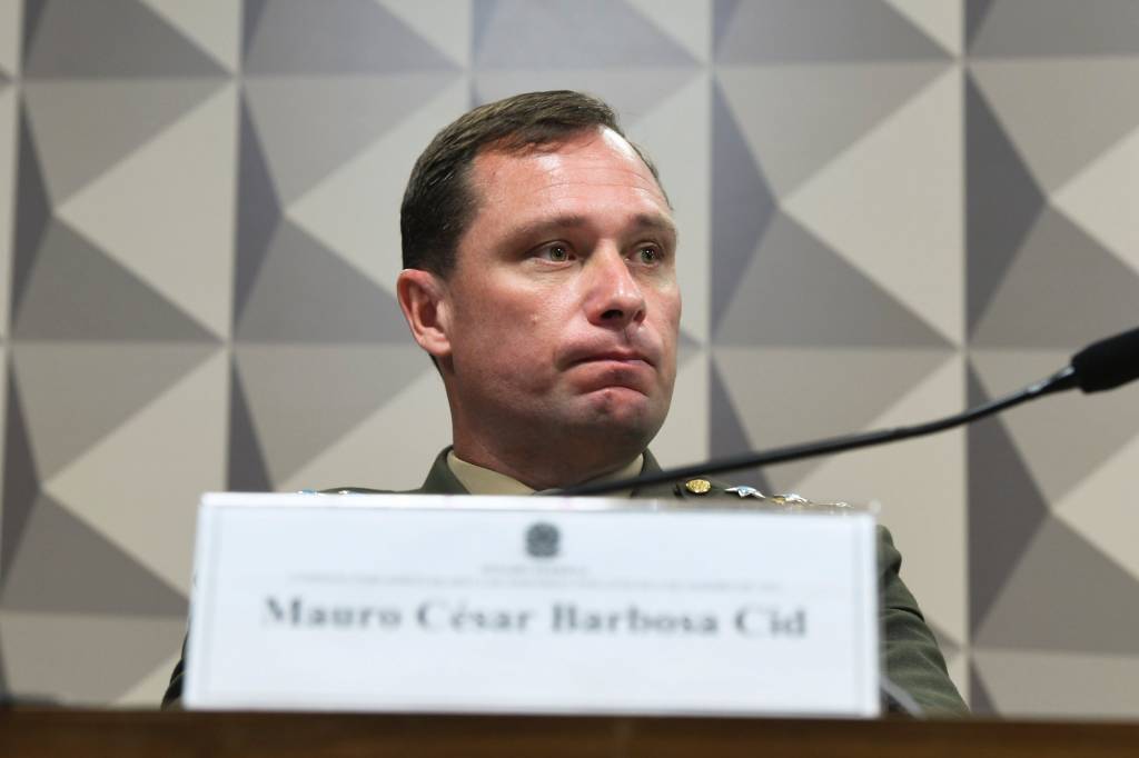 PF pede inclusão de Mauro Cid em programa de proteção a testemunhas