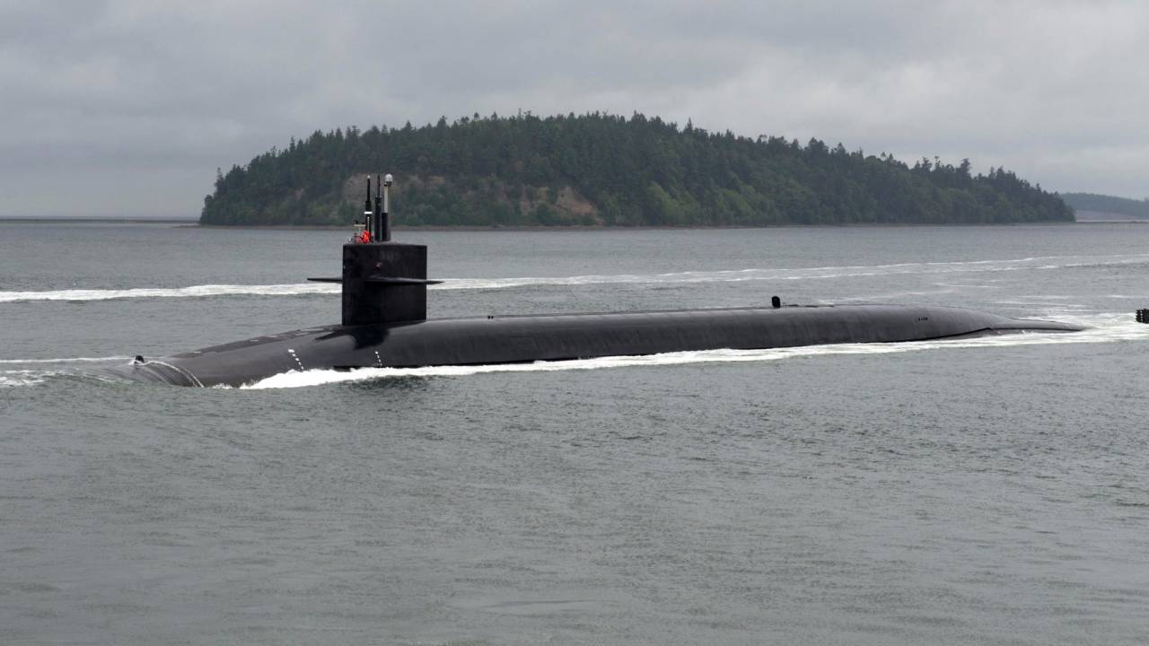 O USS Kentucky, um submarino americano de mísseis balísticos da classe Ohio (SSBN), chegou a Busan, na Coreia do Sul. 18/07/2023 -