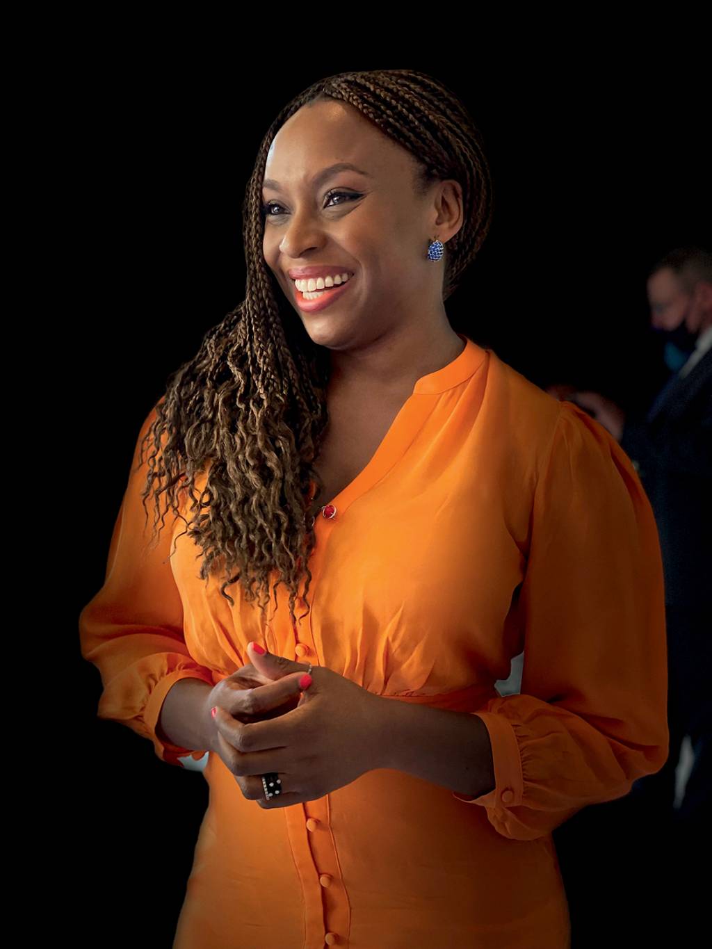 Chimamanda Ngozi Adichie ESTRELA - Chimamanda: autora best-seller made in Nigéria