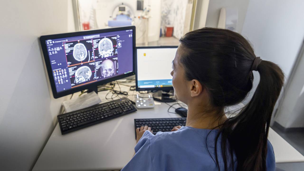 ANÁLISE SUSPEITA - Exames em clínicas particulares: valores superfaturados