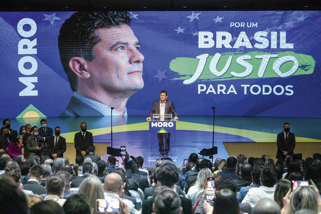 2021-11-10-filiao-de-sergio-moro-ao-podemos_51673173339_o.jpg DINHEIRO À TOA - Sergio Moro: o Podemos gastou 3 milhões de reais com o ex-juiz, que trocou de partido