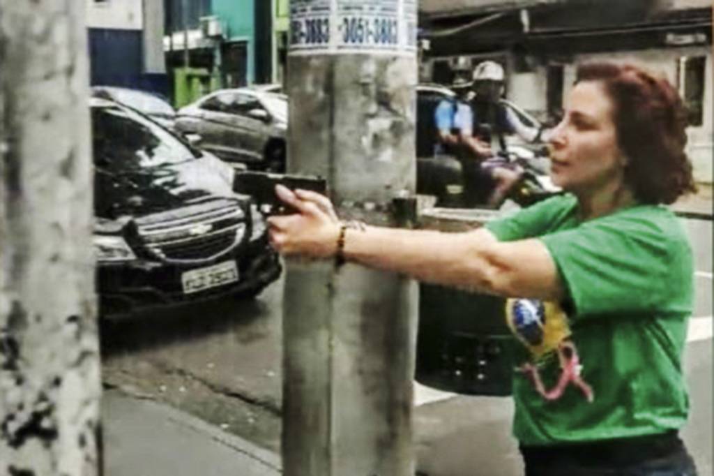 Justiça condena jornalista alvo de perseguição de Zambelli nos Jardins