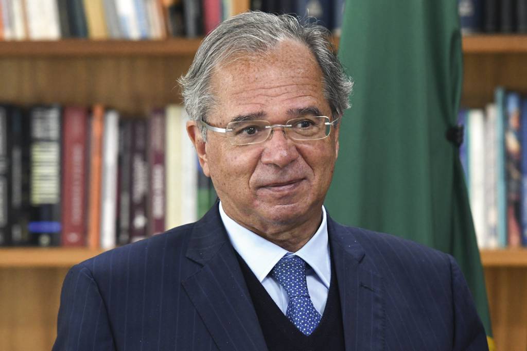 PAULO-GUEDES-51281236291.jpg DEBANDADA - Guedes: criticado por ter offshore para fugir de impostos