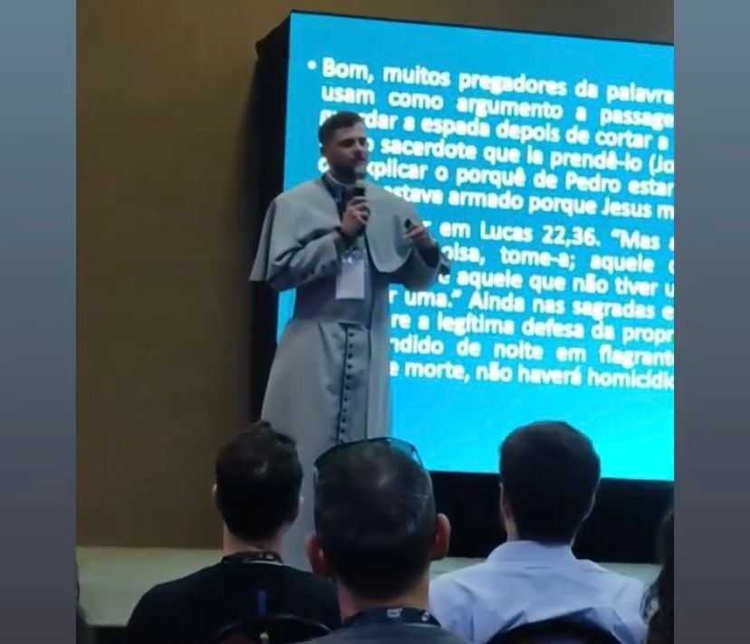 Padre Edivaldo em palestra na ShotFair 2023 Padre Edivaldo em palestra na ShotFair 2023
