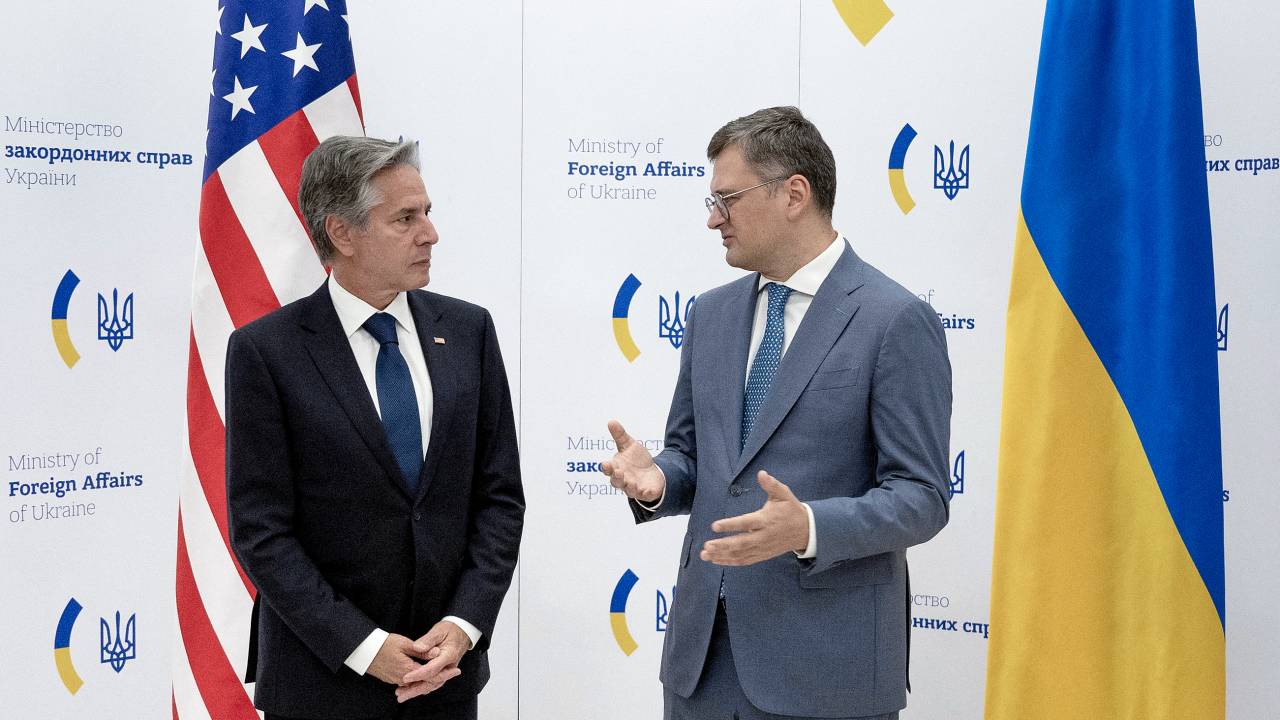 Ukraine's Foreign Minister Dmytro Kuleba and US Secretary of State Antony Blinken make a statement to media ahead of their meeting at the Ministry of Foreign Affairs in Kyiv on September 6, 2023. US Secretary of State Antony Blinken arrived in Kyiv on an unannounced visit on September 6, 2023, where he was due to announce more than a billion dollars in fresh aid to Ukraine. Blinken's visit -- his fourth during Moscow's assault -- comes as Kyiv has touted some successes this week in its offensive to push back Russian forces. (Photo by Brendan Smialowski / POOL / AFP)