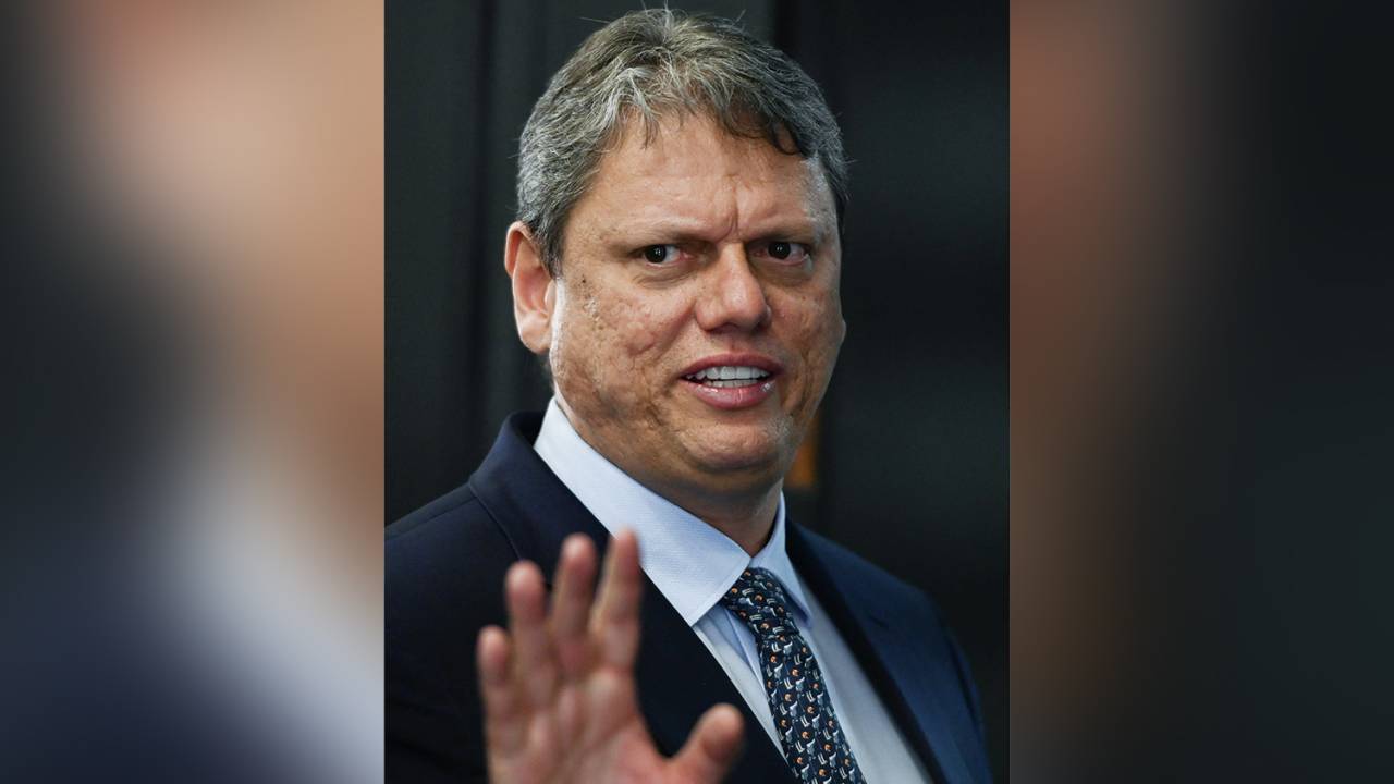 ESTRATÉGIA - Tarcísio de Freitas: opção por não comentar denúncias contra o mentor político