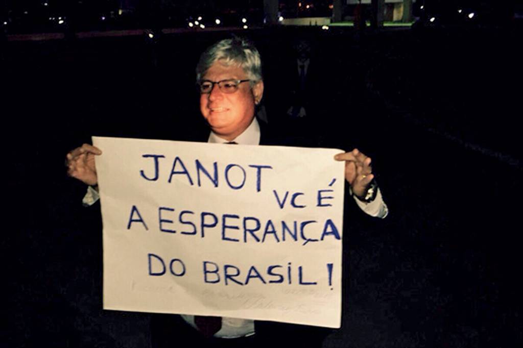 3-RODRIGO-JANOT-CARTAZ-2015-2.jpg Janot