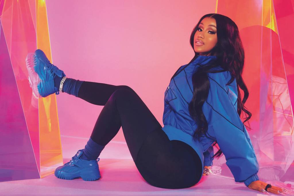 Reebok-CardiB.jpg PARCERIA - A rapper Cardi B e seu tênis da Reebok: sucesso também com o público feminino