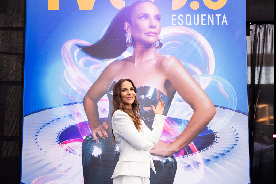Ivete Sangalo durante a apresentação das comemorações de seus 30 anos de carreira