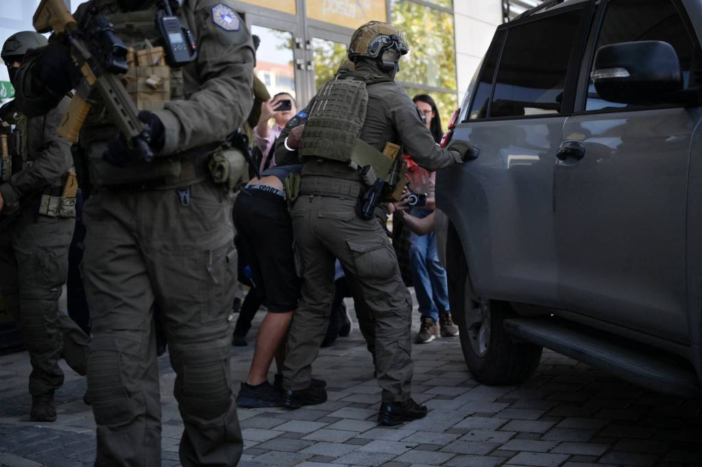 Kosovo acusa Sérvia de ‘ataque terrorista’ e apela por ‘ação clara’ da UE