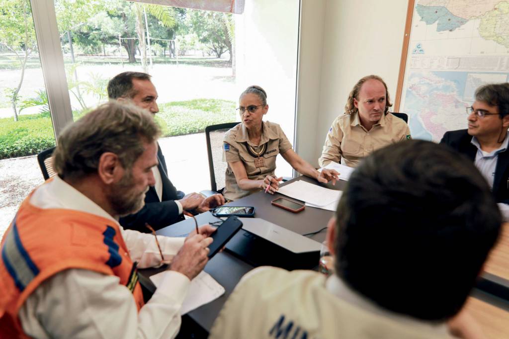 Reforço Combate Queimmadas Ministra Marina Silva anuncia reforço de brigadistas para combate de queimadas na Amazônia, 300 brigadistas do Ibama e do ICMbio irão atuar no estado, segundo o Instituto Nacional de Pesquisas Espaciais, na cidade de Brasília, DF, nesta sexta-feira, 13. Credito: Wallace Martins/Futura Press