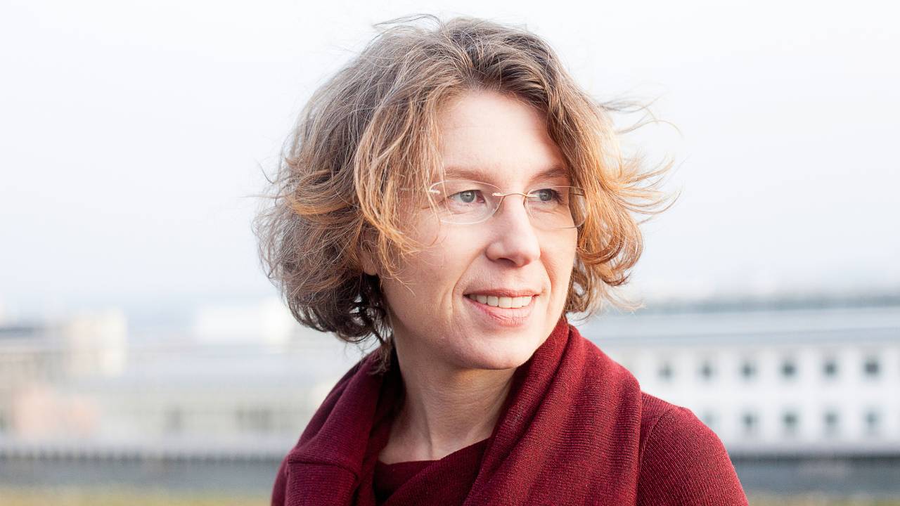 SABINE HOSSENFELDER - A ciência tem todas as respostas?: autora fala sobre processo de escrita