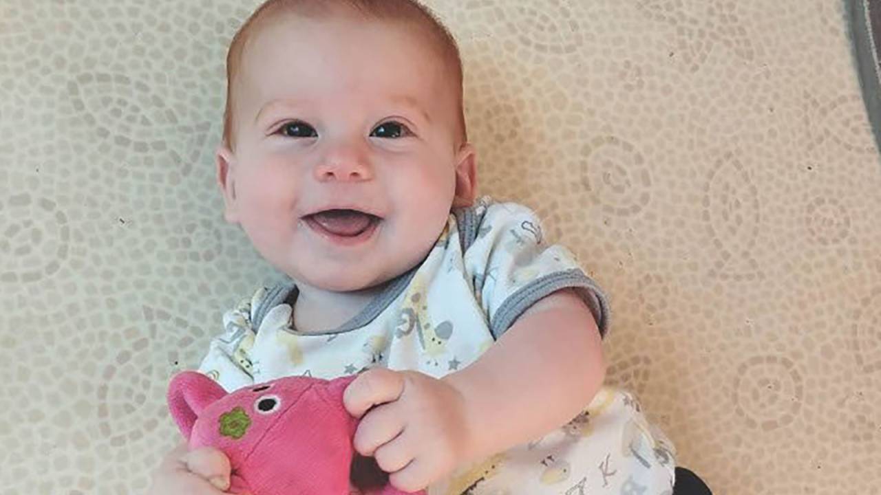 O bebê ainda engatinhava quando foi capturado, e tornou-se um símbolo da brutalidade dos ataques do Hamas. -