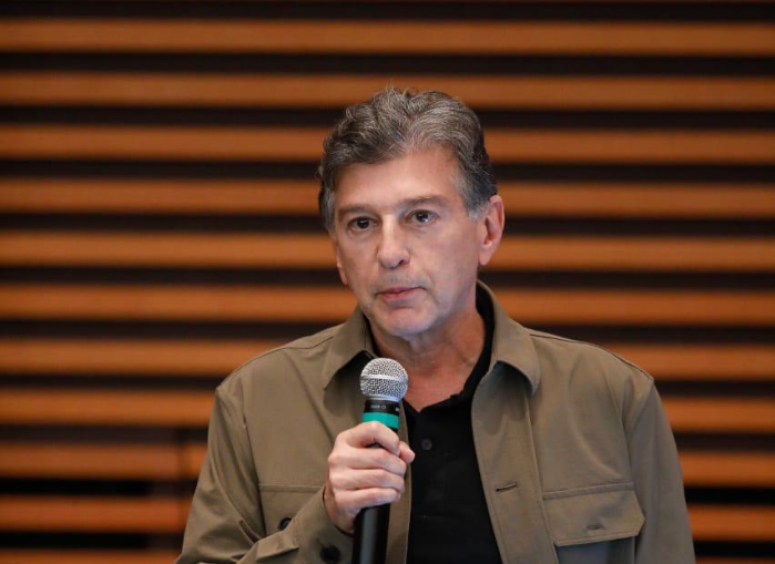 É ignorância, antissemitismo ou ambos