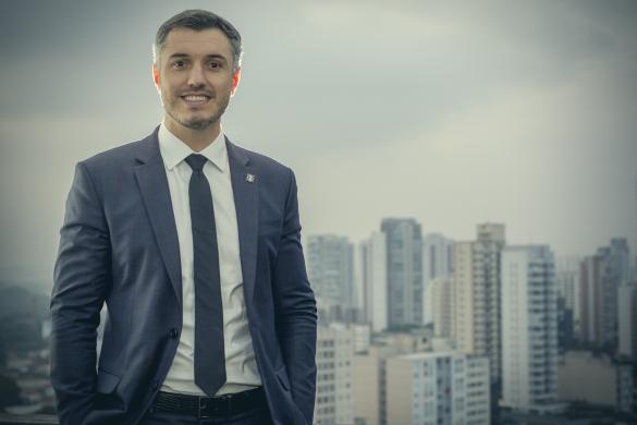 Tarcísio derrota Bolsonaro em eleição do Confea