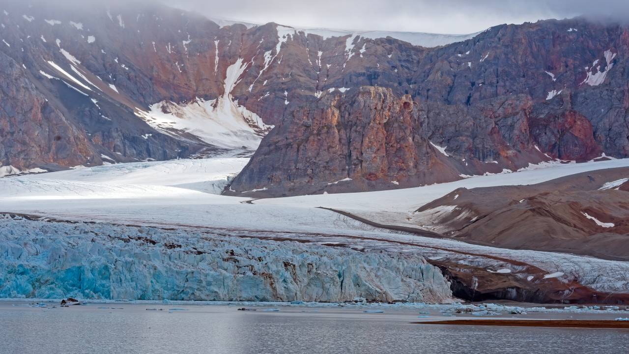 SVALBARD - Permafrost: pesquisa mostra bolsões de metano sob o gelo