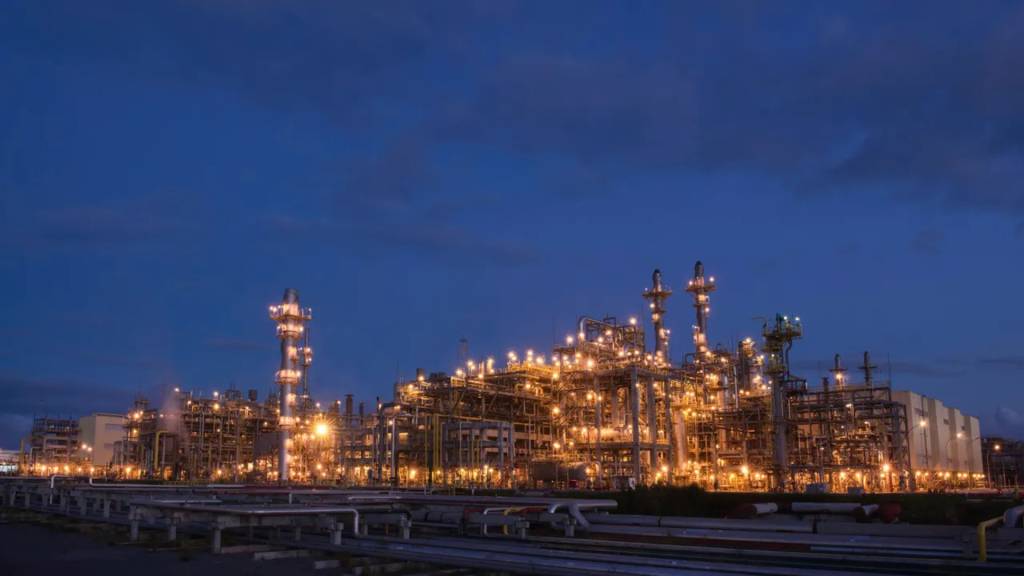 Pernambuco lidera avanço da indústria em abril com alta recorde, mostra IBGE