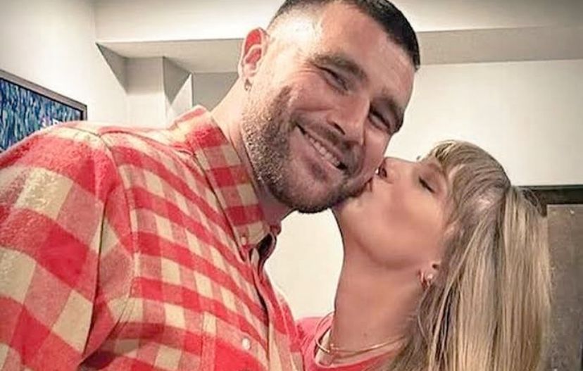 Taylor Swift e Travis Kelce -
