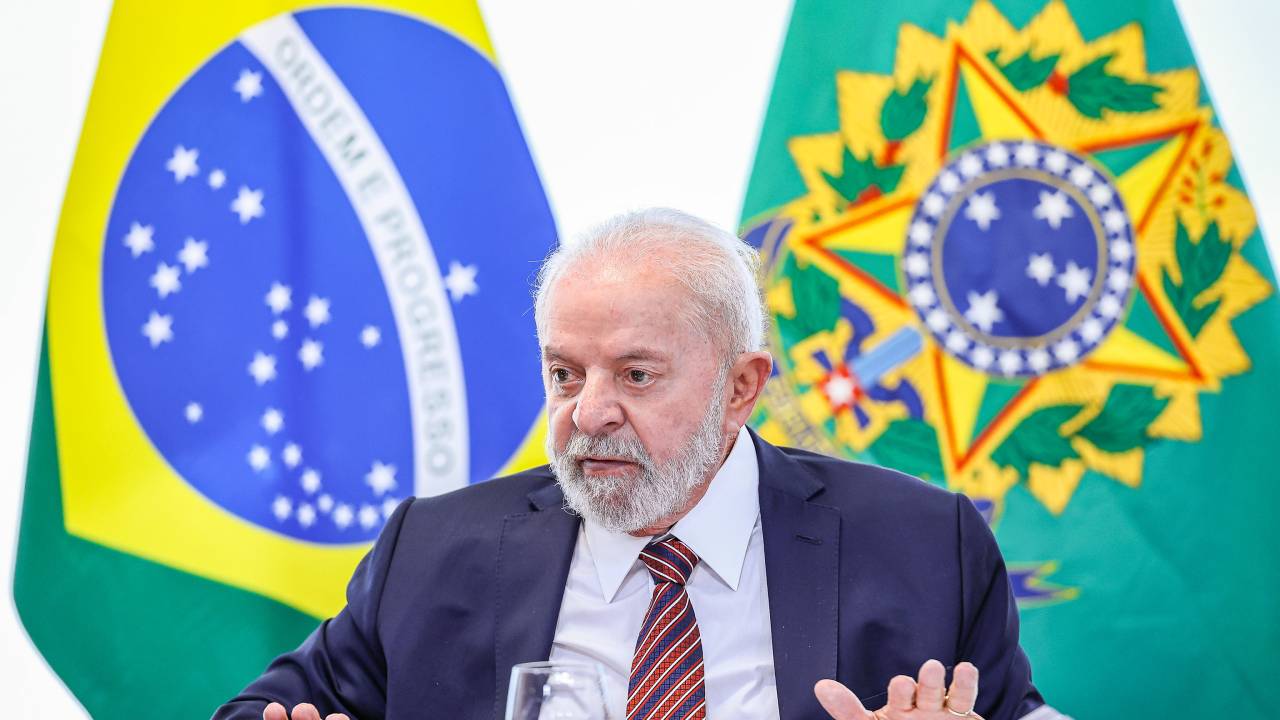 O presidente Luiz Inácio Lula da Silva, durante reunião no Palácio do Planalto