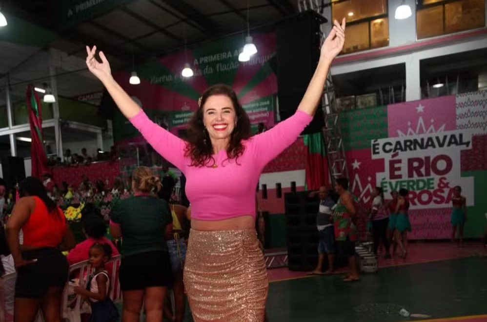 A rara aparição de Luma de Oliveira