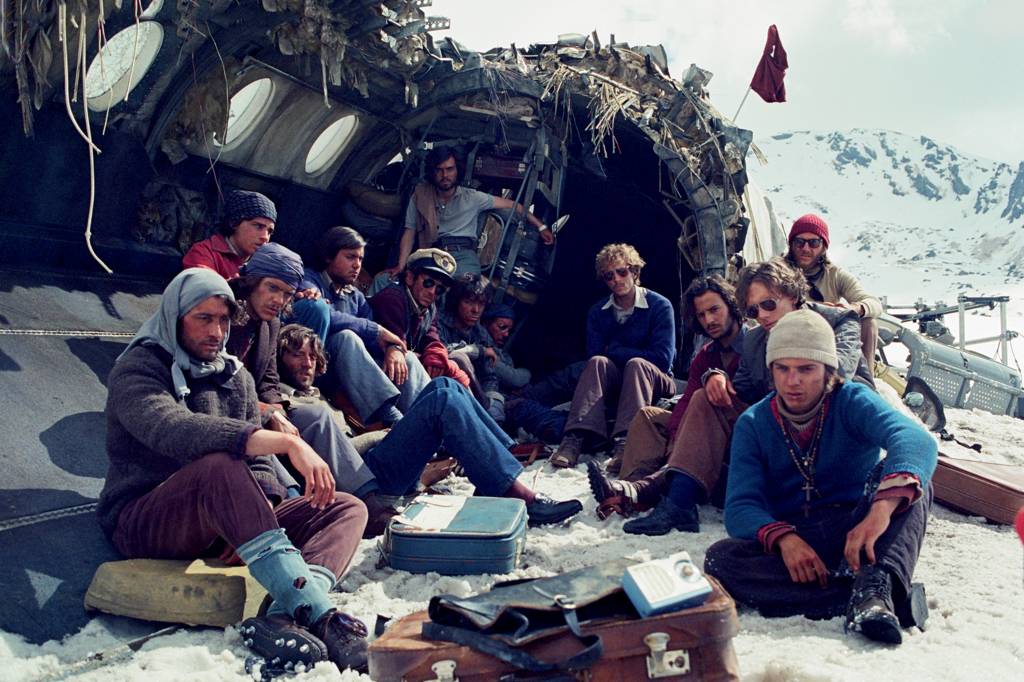 abre 3 pagina FILME SOCIEDADE DA NEVE 03 .