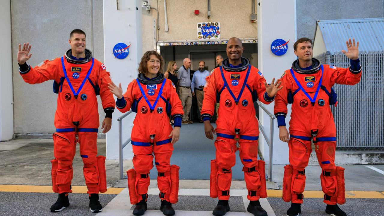 ARTEMIS II - Missão tripulada: Jeremy Hansen, Christina Koch, Victor Glover e Reid Wiseman