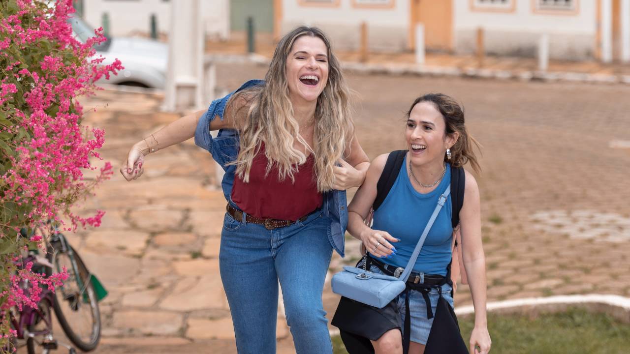 Ingrid Guimarães e Tatá Werneck na comédia 'Minha Irmã e Eu', sucesso de bilheteria nacional