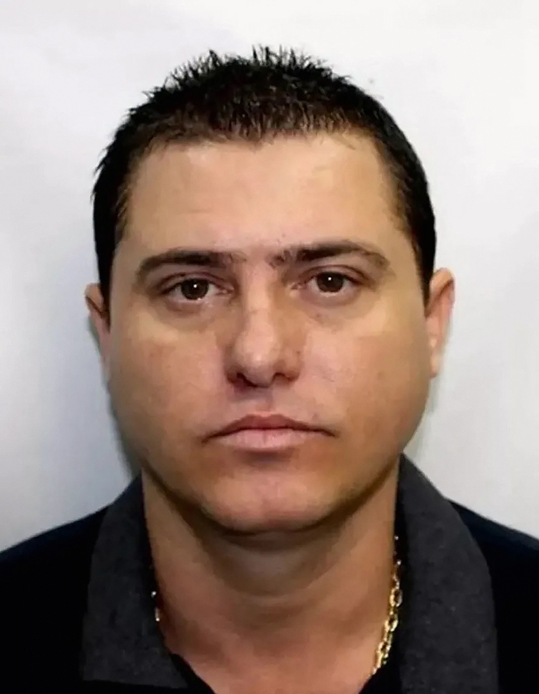 000_34924M7.jpg CHEFÃO PRESO - Zinho: espólio de miliciano é alvo de disputa das facções