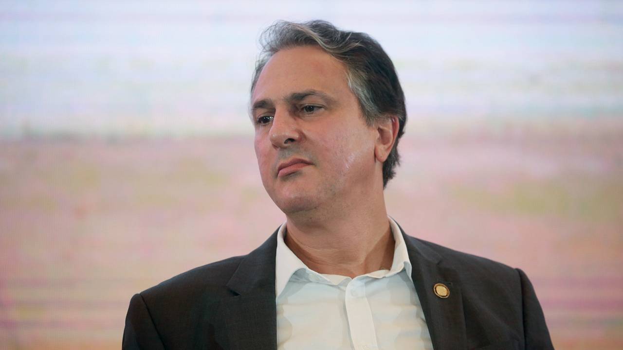 EXPECTATIVA E REALIDADE - Camilo: em meio a embates internos, o bom modelo do Ceará parece sonho distante