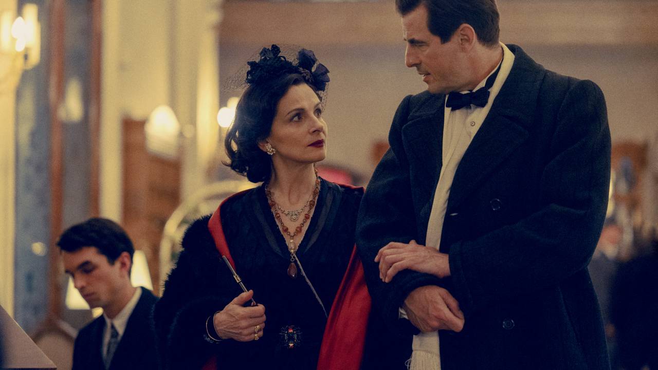 CONTROVERSA - Juliette Binoche como Chanel: artista revolucionária, mas que tinha ligação extensa com nazistas