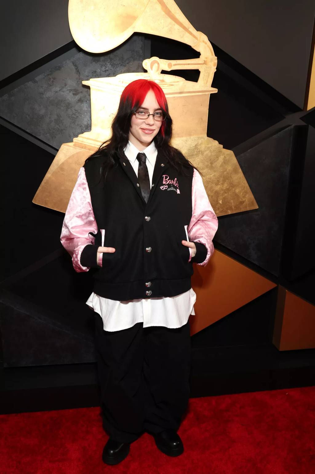 Billie-Eilish-Lead-3fb5dd8016de486b933d0813c15a7666 BILLIE EILISH: Homenagem à Barbie