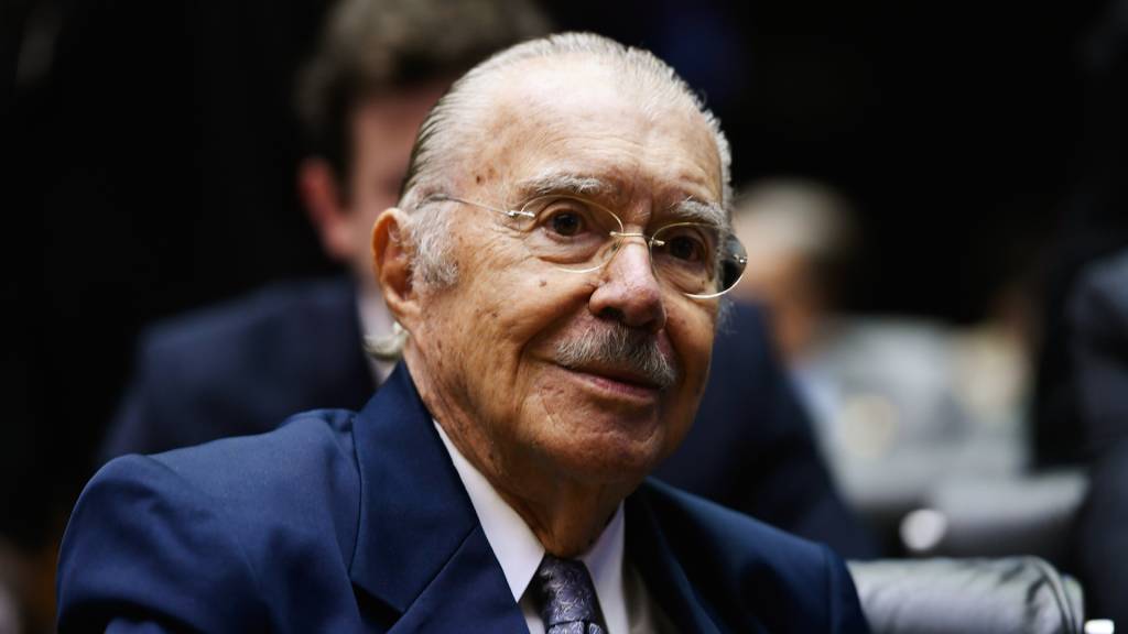 Após sanção de Trump, Sarney defende Moraes: ‘Nunca corra atrás de um doido’