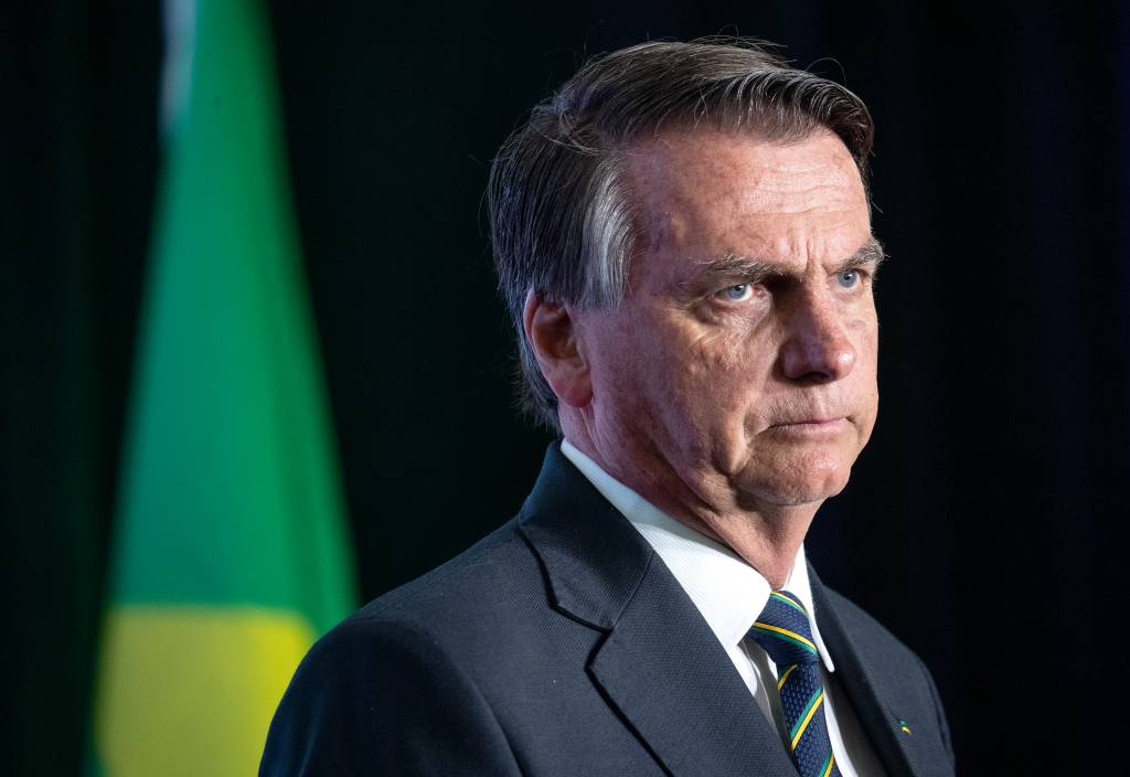 Gonet dá parecer contra novo recurso de Bolsonaro por multa eleitoral