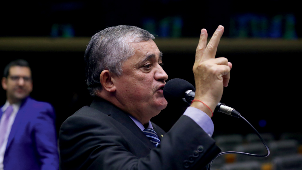 Crédito: Bruno Spada/Câmara dos Deputados José Guimarães - - - 03/05/2023 - Plenário - Sessão Deliberativa Extraordinária - Ordem do dia Bruno Spada/Câmara dos Deputados ¿ Sessão para a votação de propostas legislativas. Dep. José Guimarães (PT - CE) https://www.camara.leg.br/banco-imagens/pesquisar?buscar=jose+guimaraes&dataInicio=&dataFim=