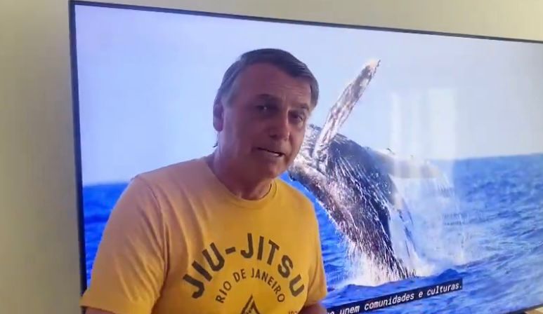 O ex-presidente postou vídeo em que chama apoiadores para um encontro em São Sebastião (SP)
