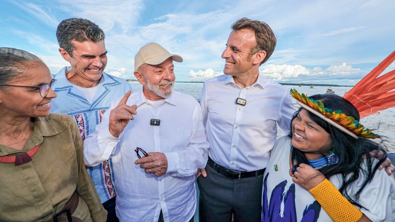 TOUR - Marina, Helder, Lula, Macron e Guajajara: anúncio de plano de ajuda de 5,4 bilhões de reais